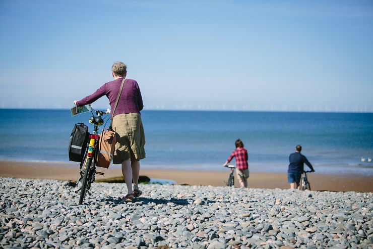 Cycling on Bay Cycle Way