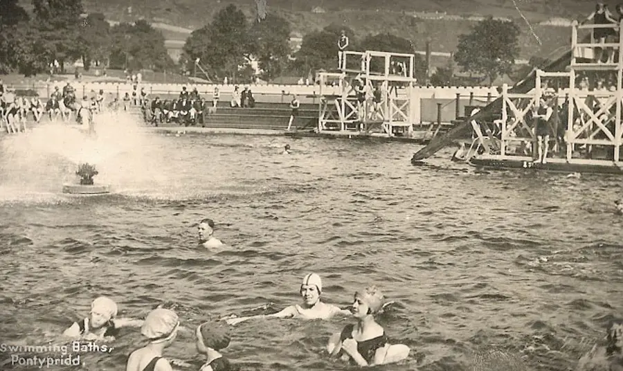 Lido Pontypridd Pwll Nofio, Pontypridd