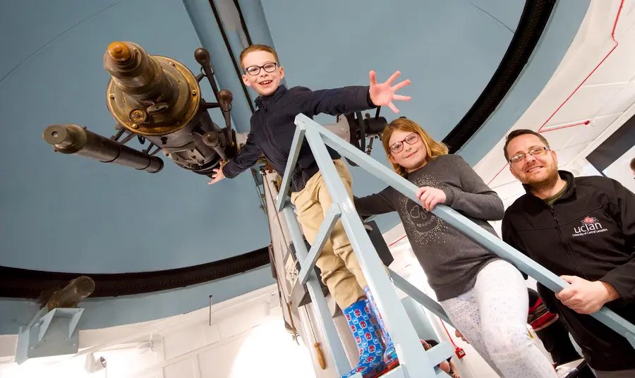 Moor Park Young people at the observatory in Moor Park, Preston