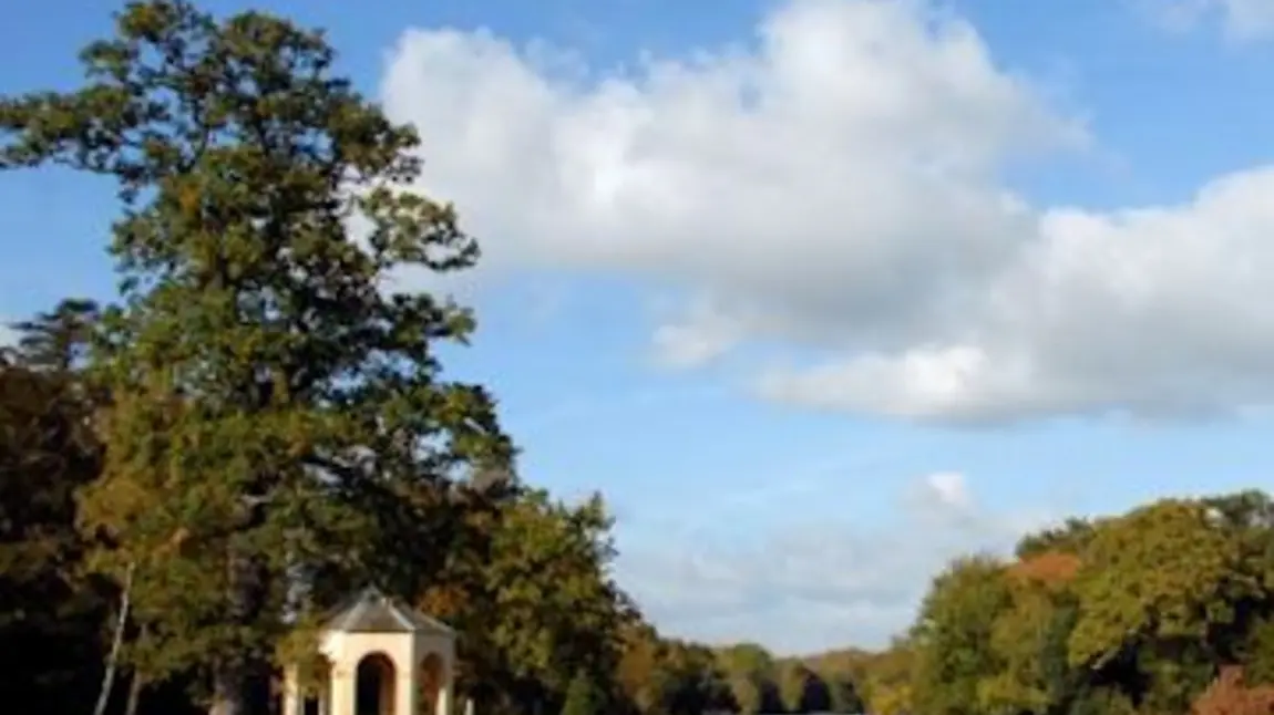 Capability Brown lake and landscape at Wotton, Bucks Capability Brown lake and landscape at Wotton, Bucks
