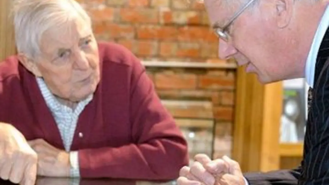 Ken Hawley talking to the Duke of Gloucester. Copyright Sheffield Industrial Museums Trust Ken Hawley talking to the Duke of Gloucester. Copyright Sheffield Industrial Museums Trust