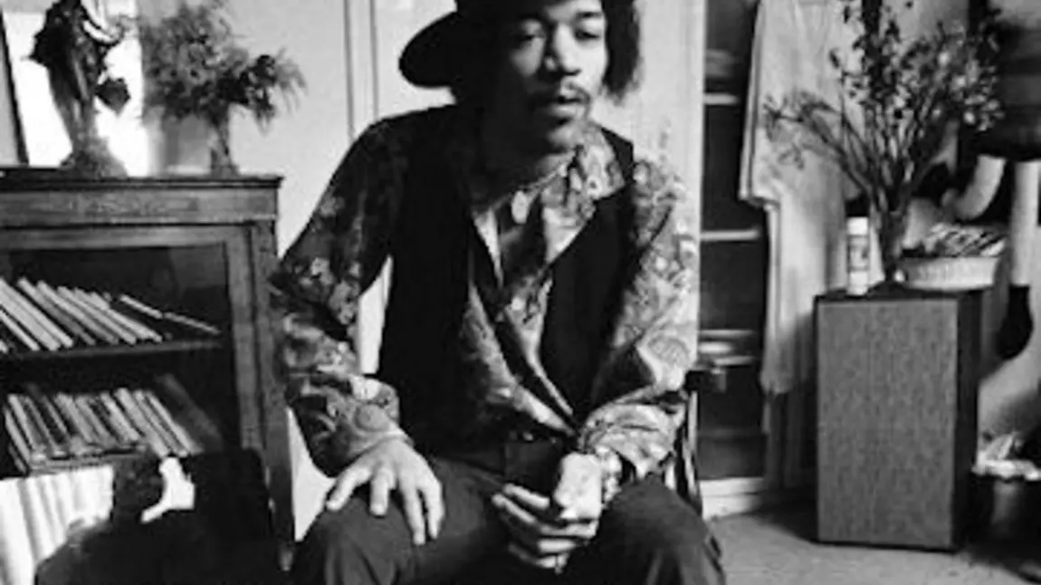 Jimi Hendrix in his 23 Brook Street flat Jimi Hendrix in his 23 Brook Street flat