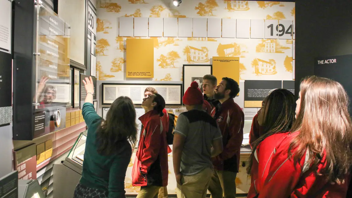Outpouring of love for Dylan’s word Pupil of Humberview School, Ontario, Canada visiting the Exhibition