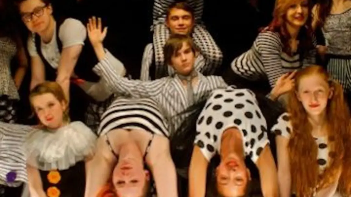 The Family La Bonche troupe The Family La Bonche troupe